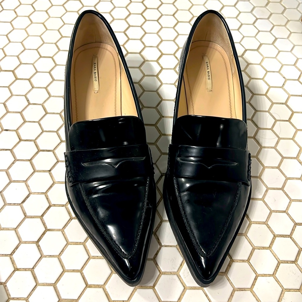 Black, pointed toe Zara loafers.